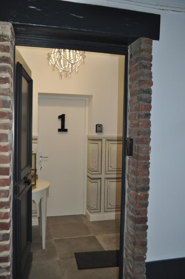 Aparthotel Victoria'S House Lilla Esterno foto